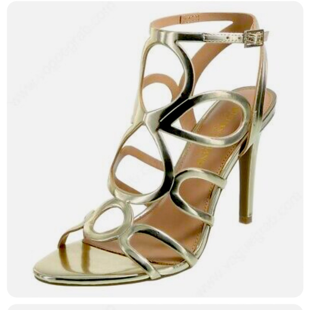 𝅺Christian Siriano Gold Cutout Pumps Heels